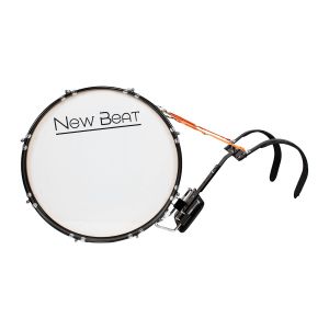 New Beat NB-MABD20 BLK: Bombo de Marcha de 20 x 12 Pulgadas con Arnés y Baquetón Color Negro